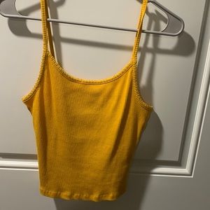 Cropped yellow tank top!